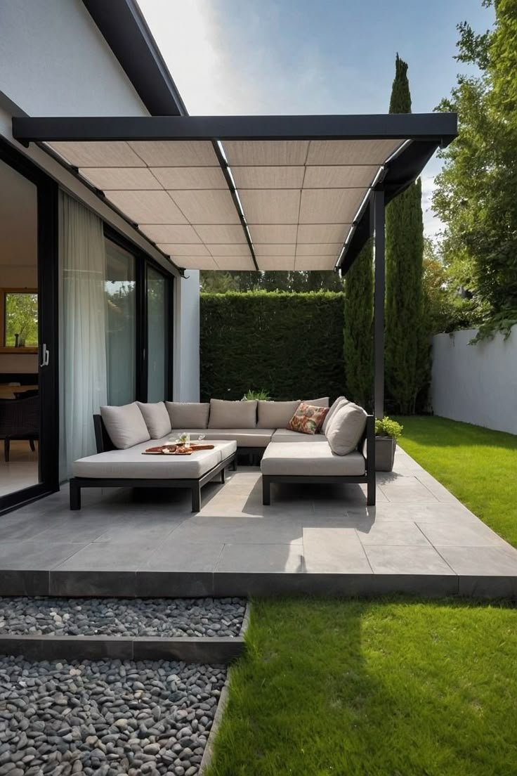 تركيب مظلات متحركة عالية الجودة في الدمام 