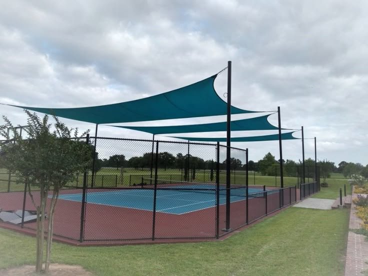 مظلات ملاعب في الدمام بتصاميم فاخرة وعالية الجودة 