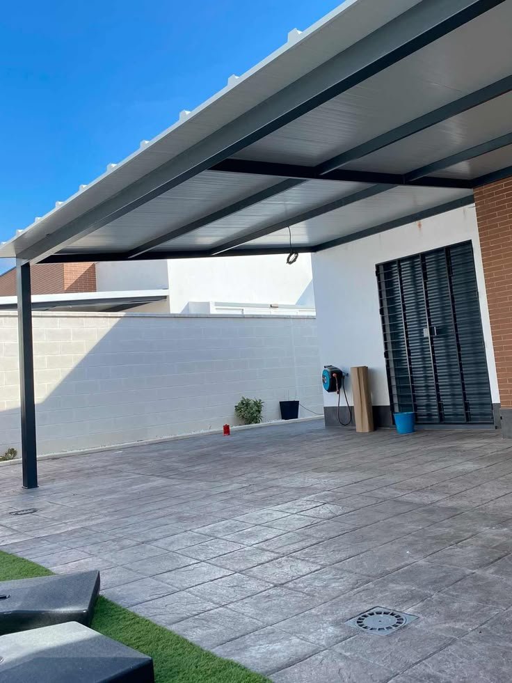 تركيب مظلات سندويش بنل فاخرة في الدمام